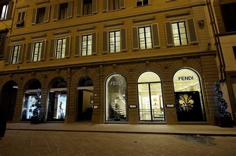 outlet fendi firenze